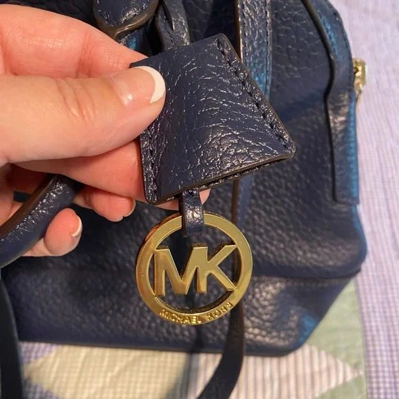 Michael Kors Bag Navy Blue - Picture 6 of 13